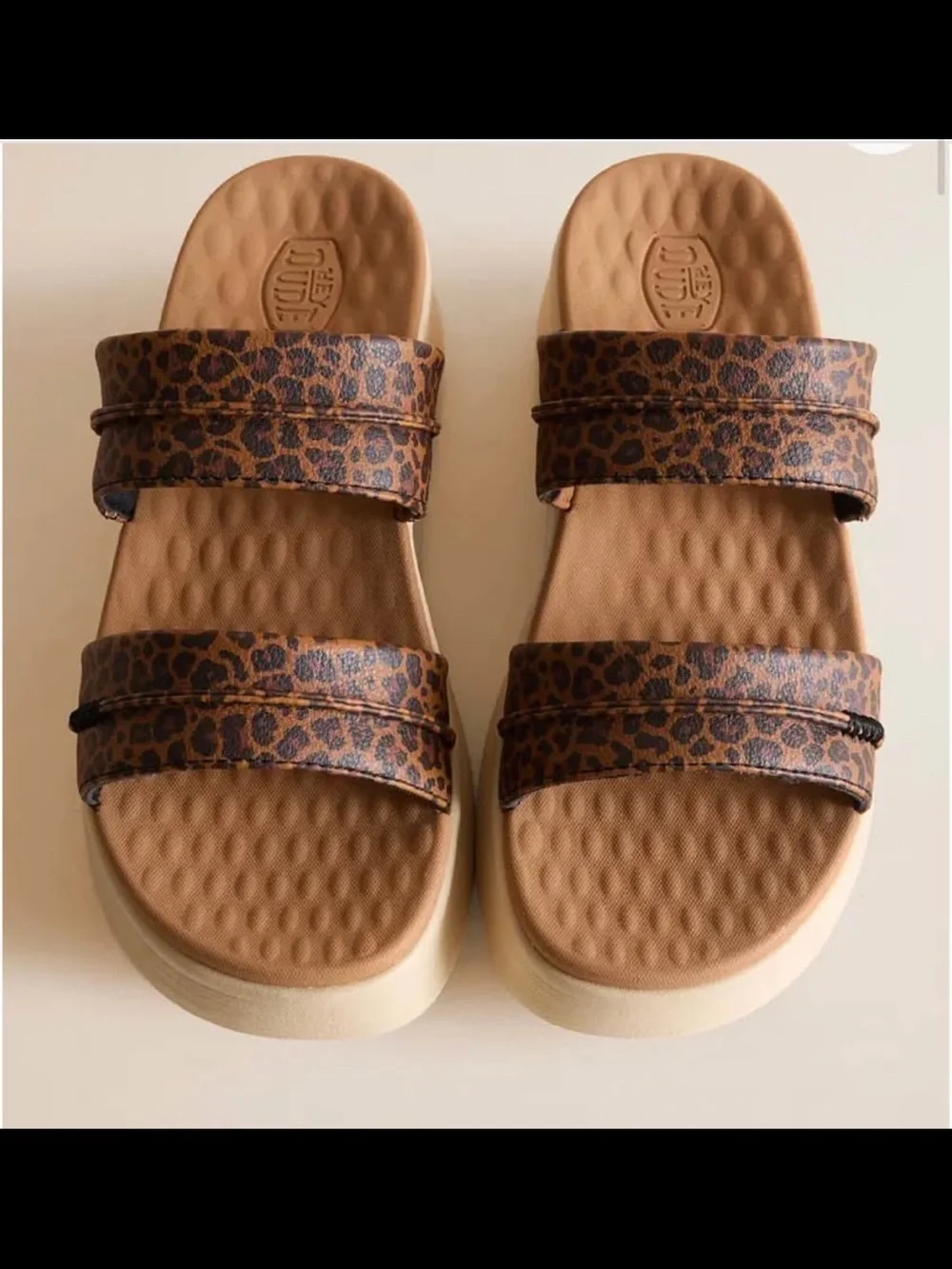 Hey Dude lightweight platform